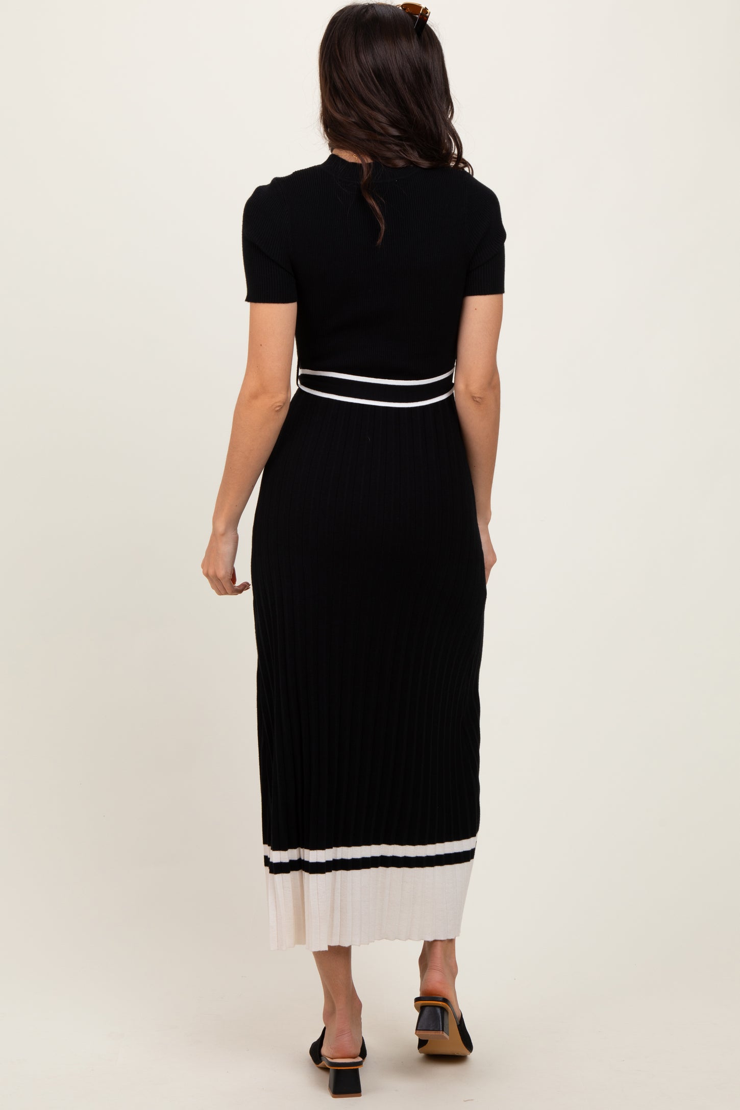 Black Ribbed Knit Pleated Midi Dress