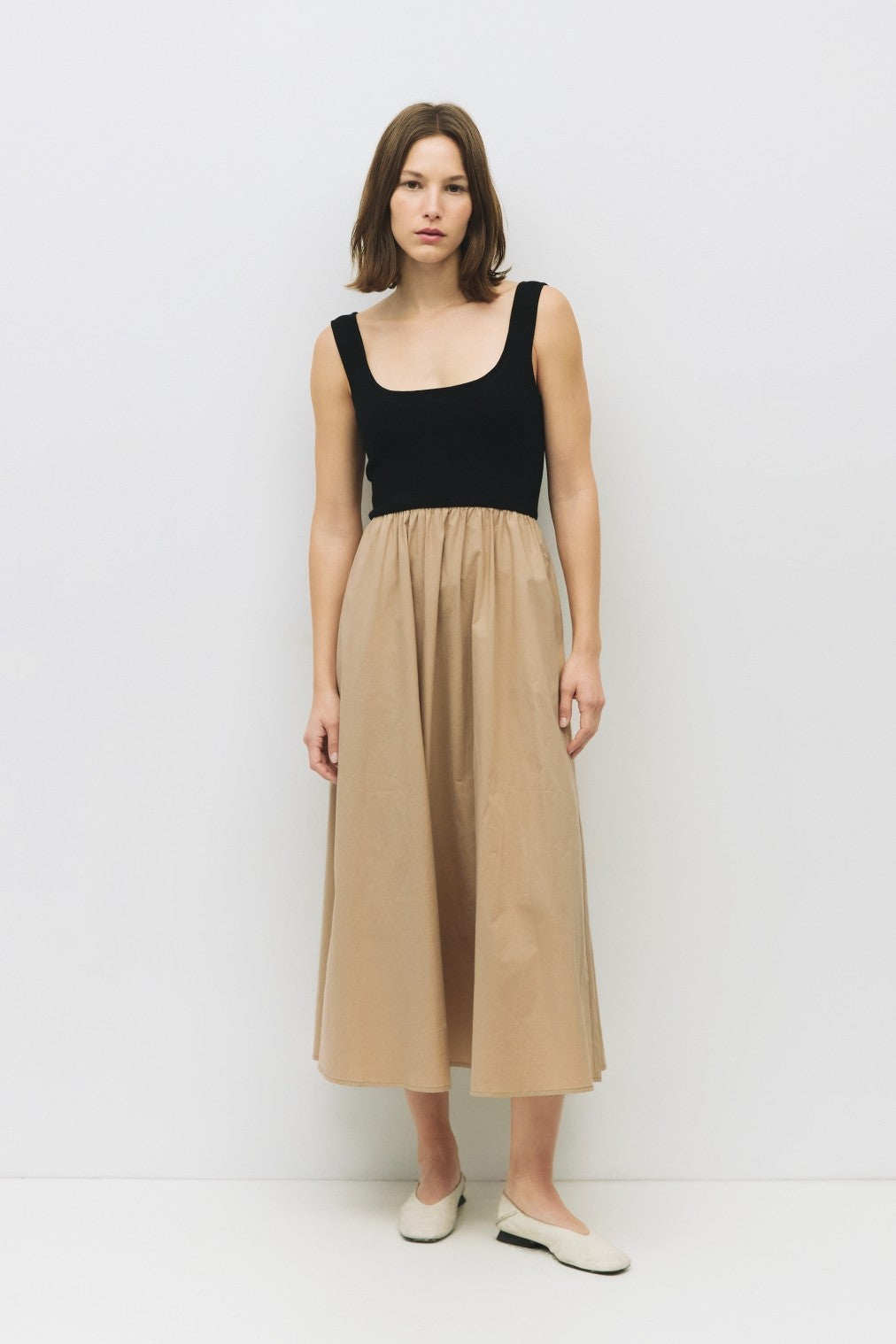 Beige Black Contrast Knit Poplin Sleeveless Midi Dress
