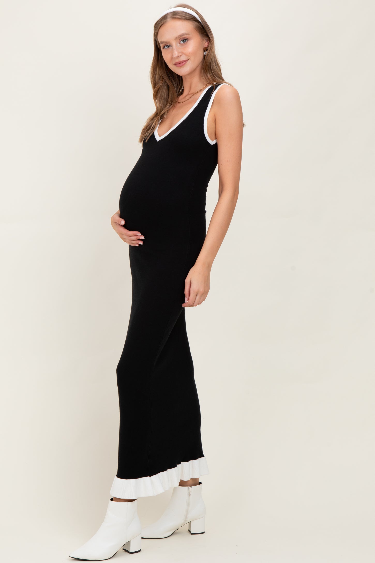 Black Knit V-Neck Contrast Ruffle Hem Maternity Maxi Dress