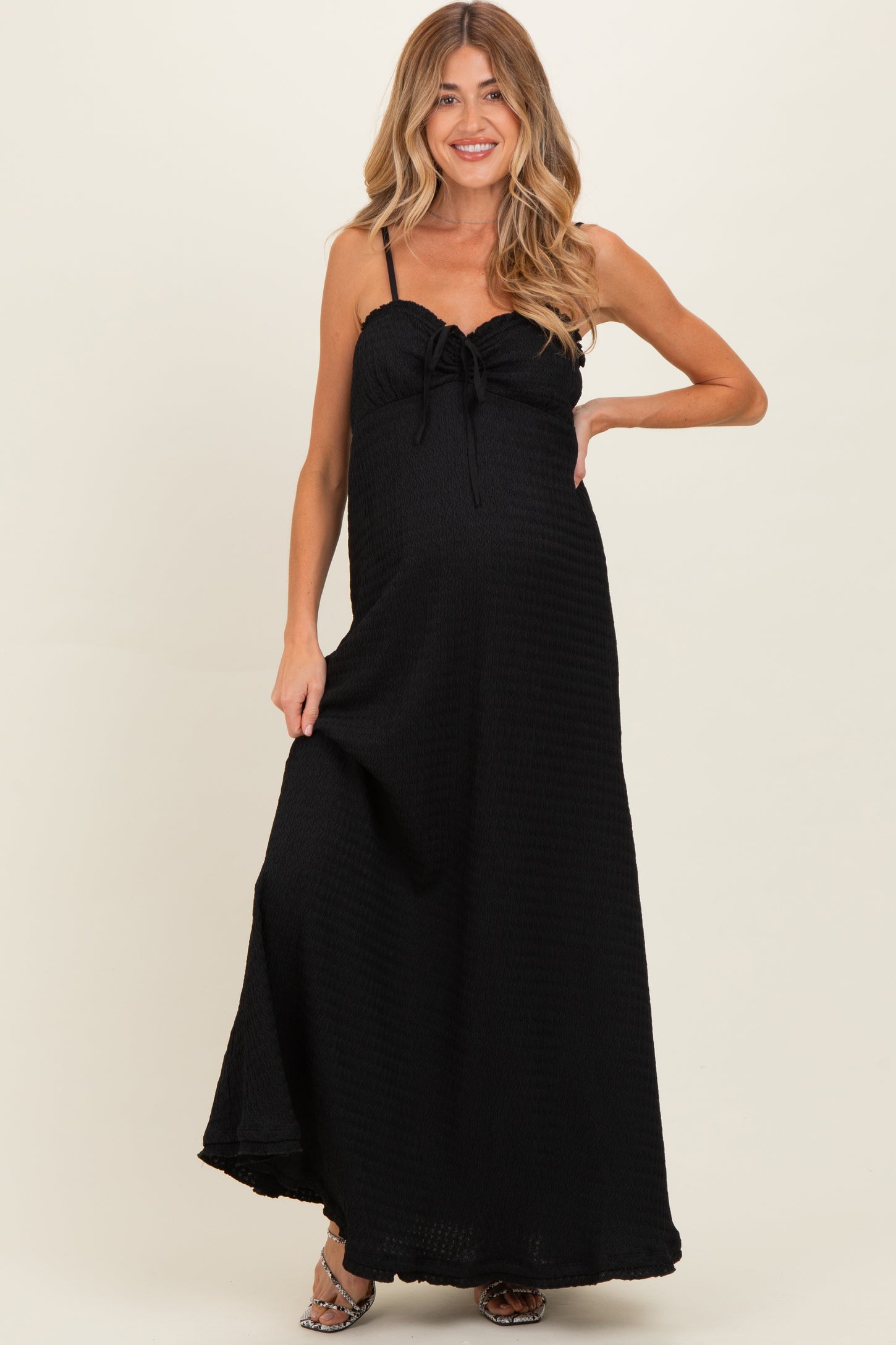 Black Waffle Knit Sweetheart Neckline Sleeveless Maternity Maxi Dress