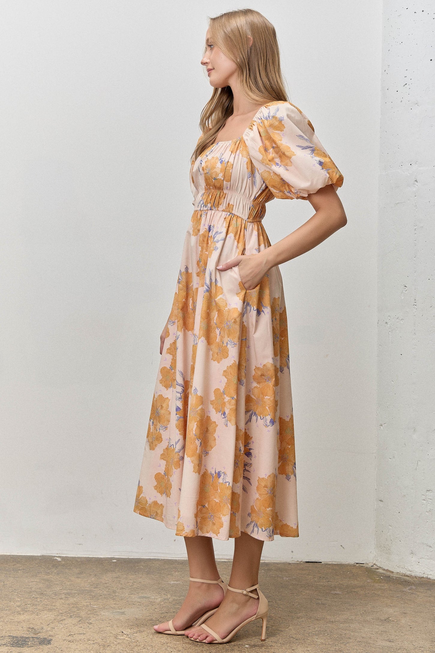 Peach Floral Print Square Neck Bubble  Sleeve Midi Dress