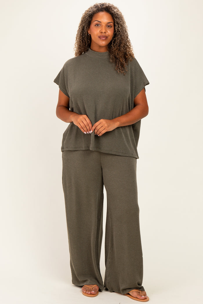 Olive Plus Raised Rib Short Sleeve Maternity Tee & Pants Set