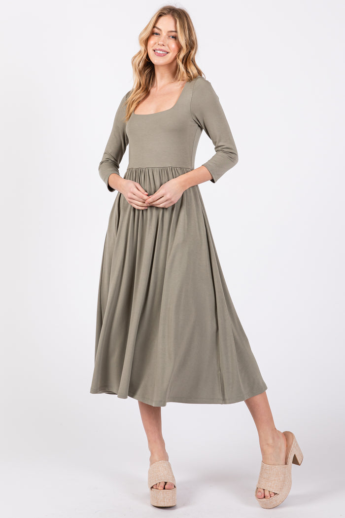 Light Olive Square Neck 3/4 Sleeve Maternity Midi Dress