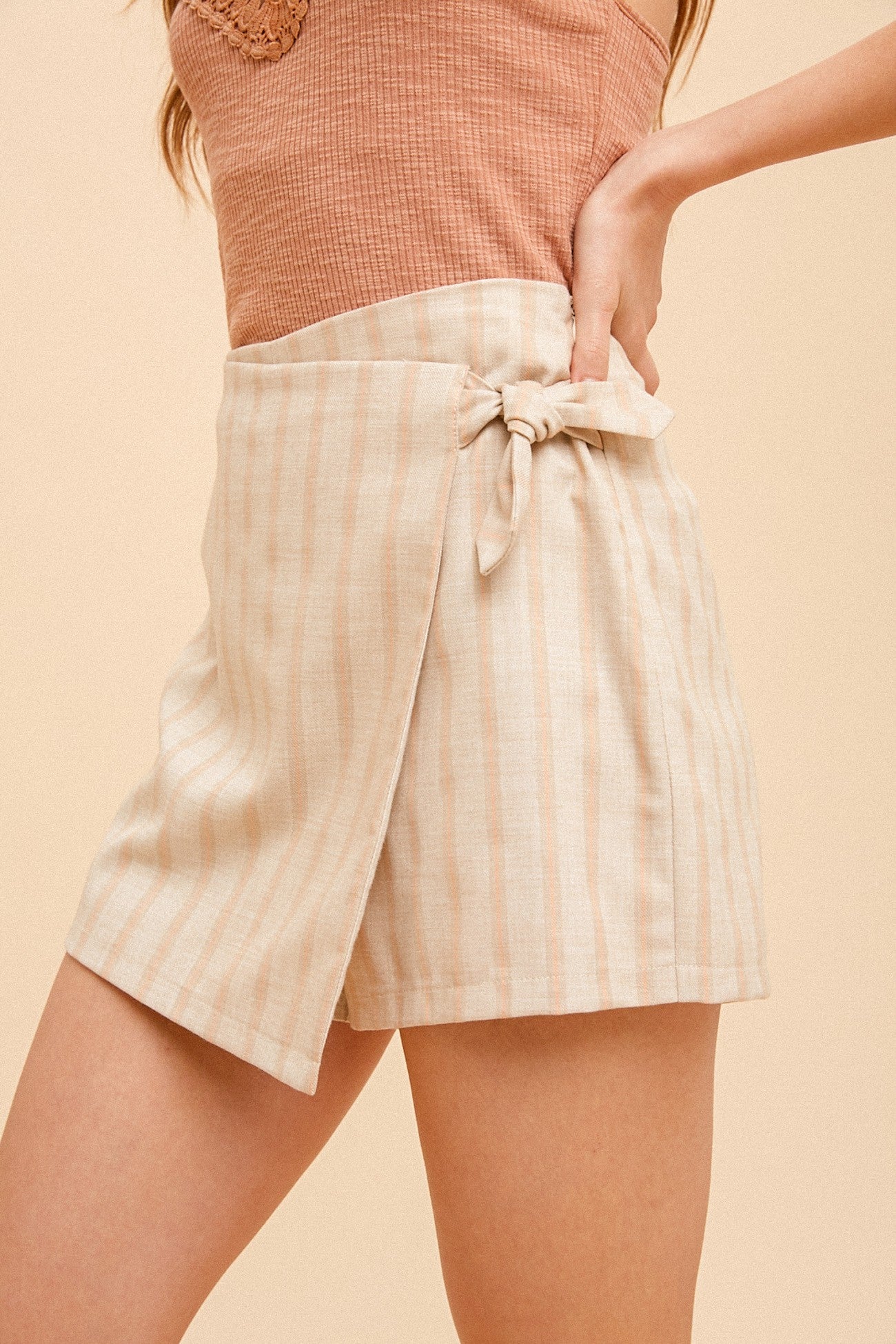 Oatmeal Peach Stripe Linen Side Tie Skort
