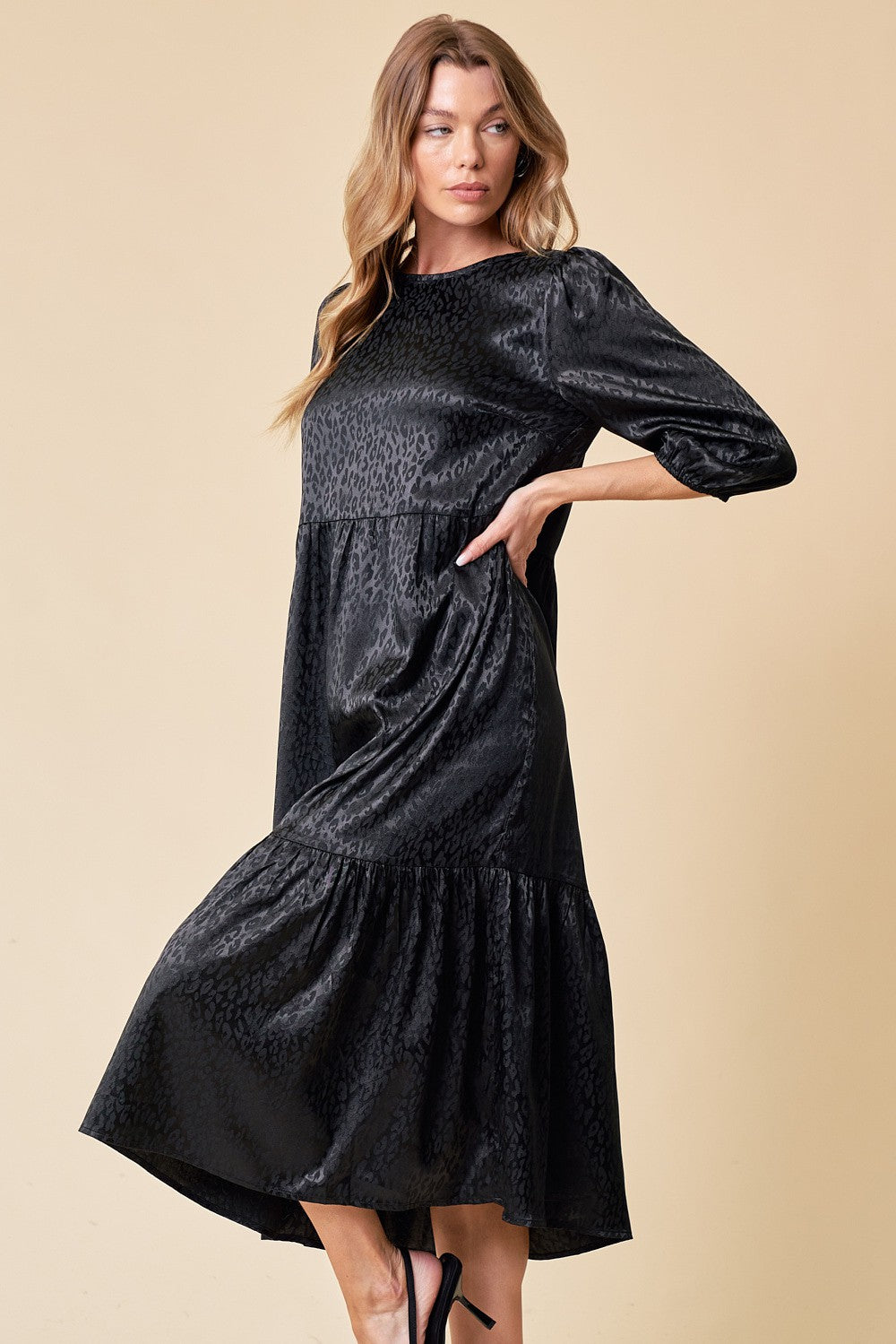 Black 3/4 Sleeve Tiered Midi Dress